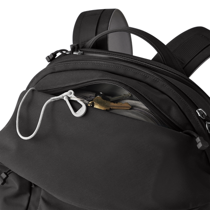 YETI Crossroads® 27L Backpack Black