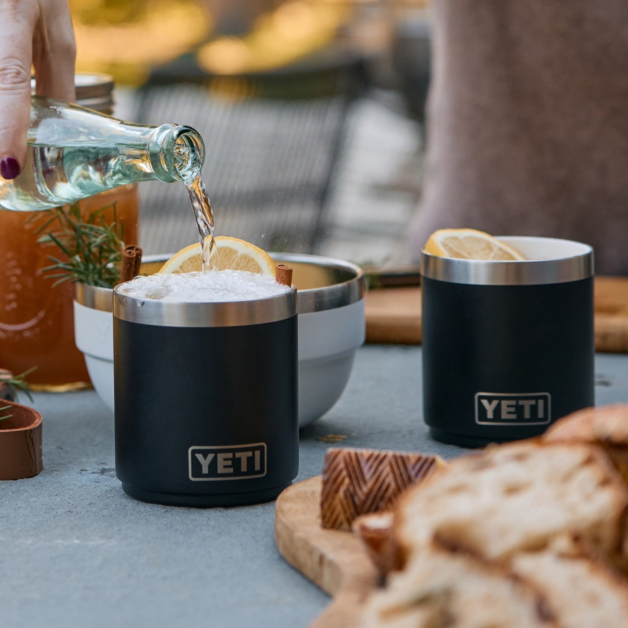 YETI Rambler® Vaso Lowball con revestimiento de cerámica 10 oz